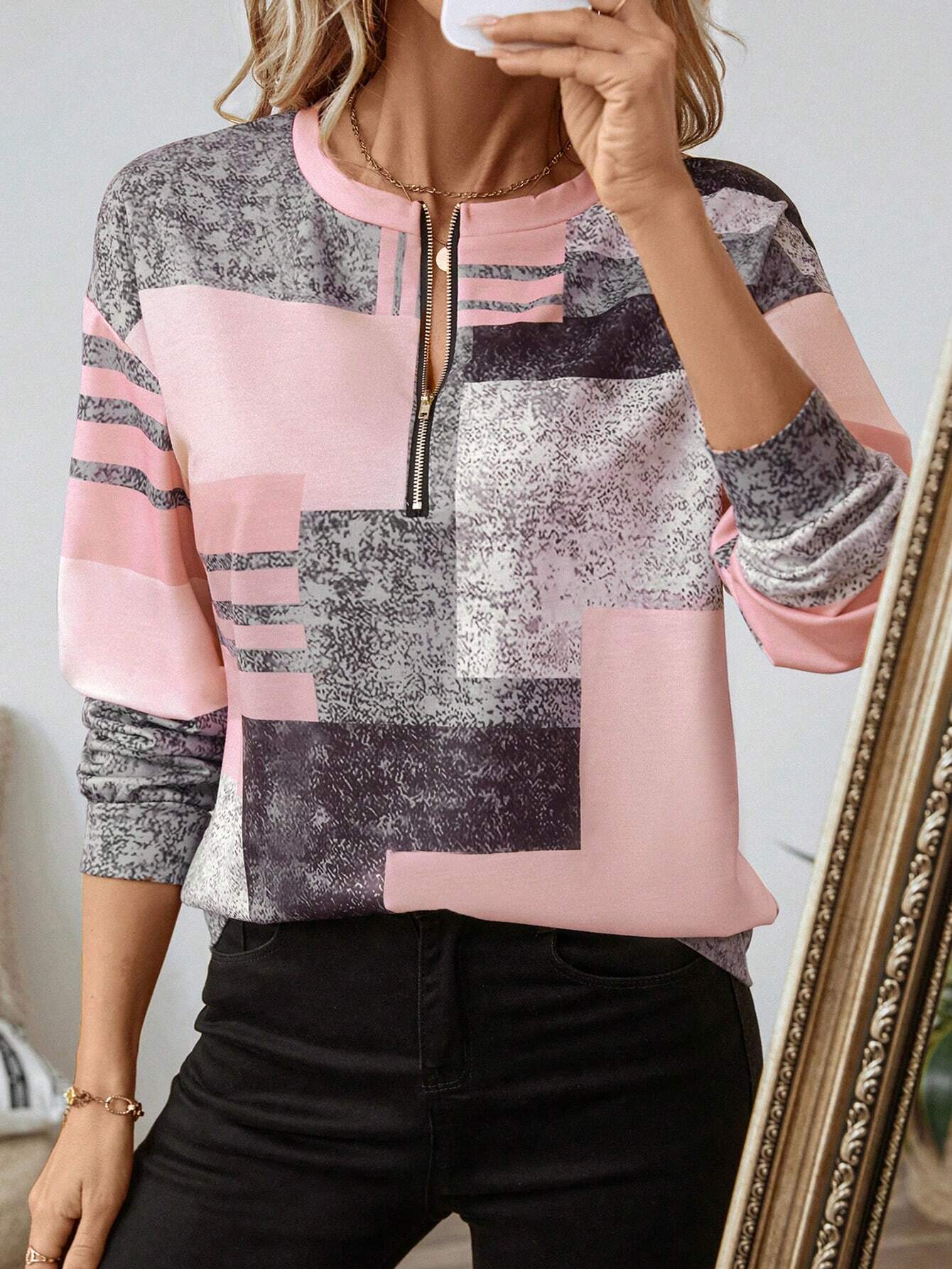 Oceane - Chic Vintage Sweatshirt