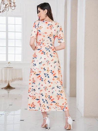 Emily - Comfortable Dress with Floral Print