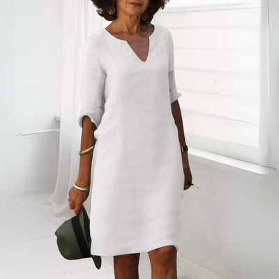 Clara - Elegant dress with V-neck