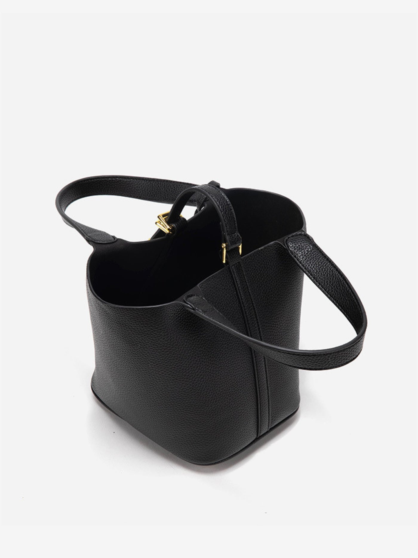 Glaiza | Sleek Gold-Lock Bucket Bag