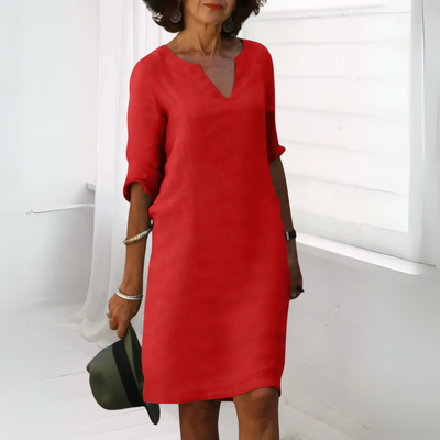 Clara - Elegant dress with V-neck