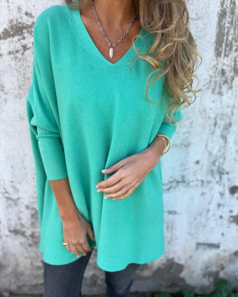 Maria – Oversized V-Neck Sweater