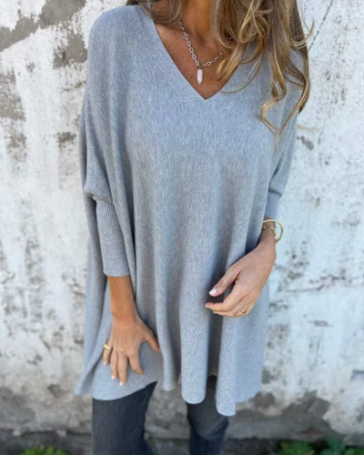 Maria – Oversized V-Neck Sweater