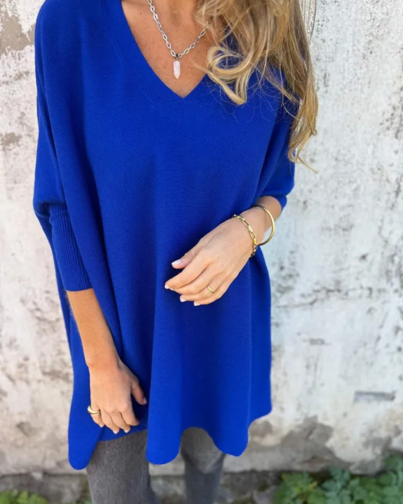 Maria – Oversized V-Neck Sweater