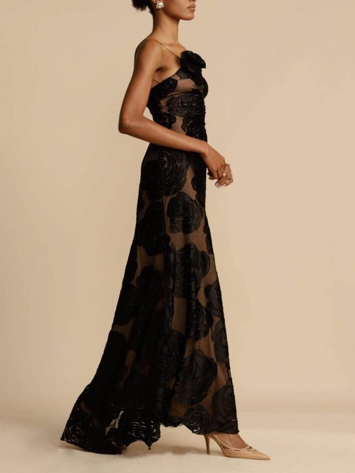 Harlowe | Chic Embroidered Gown