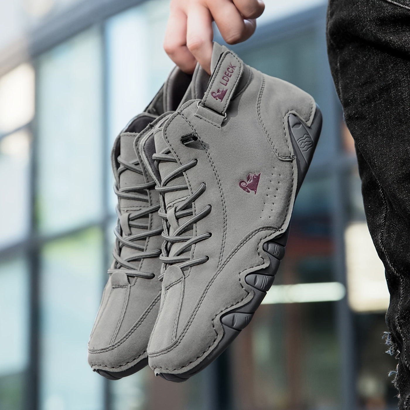 Grace – High-Top Lace-Up Trainers