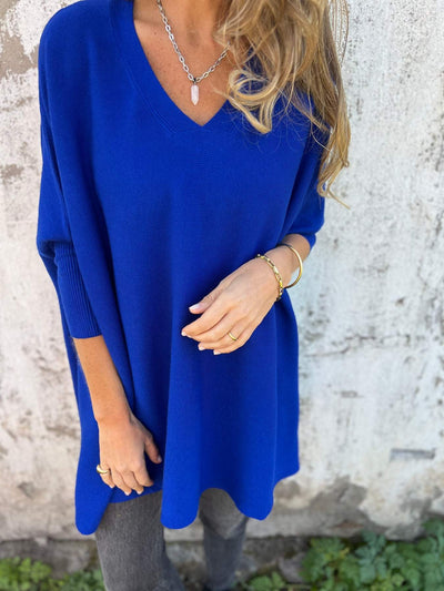 Isla – Flattering V-Neck Knit Tunic