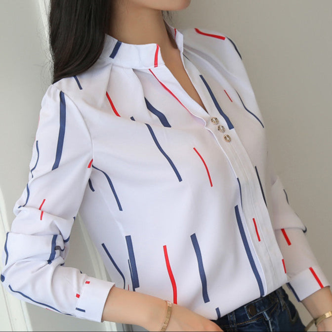Kristine – Patterned Button-Up Blouse