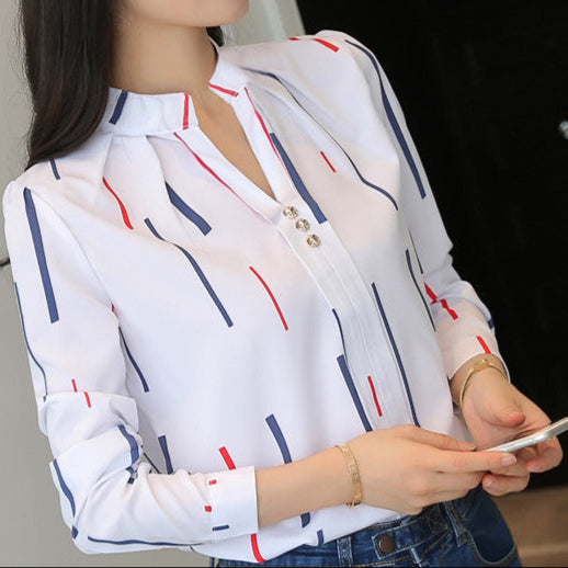 Kristine – Patterned Button-Up Blouse