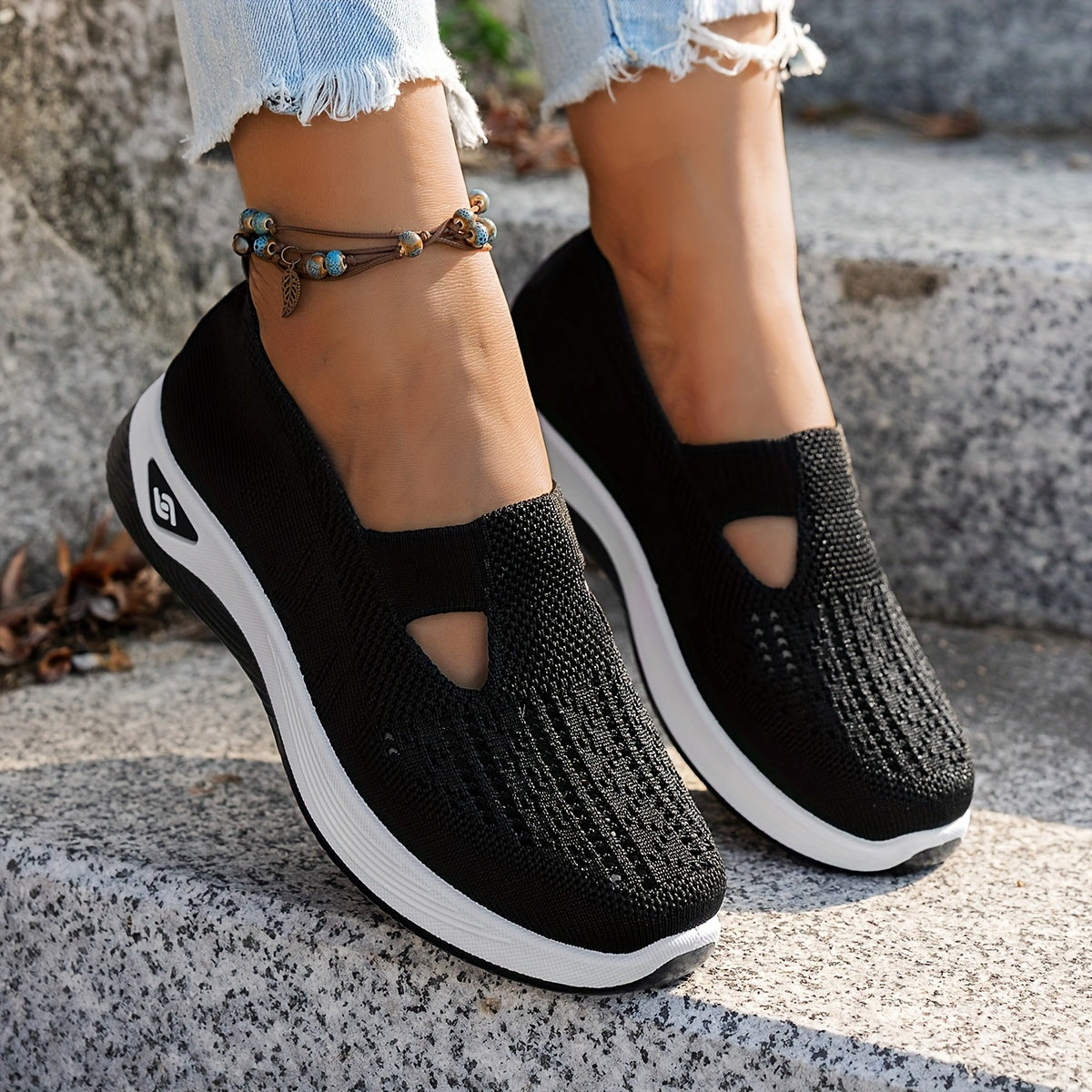 Liana – Lightweight Slip-On Sneakers