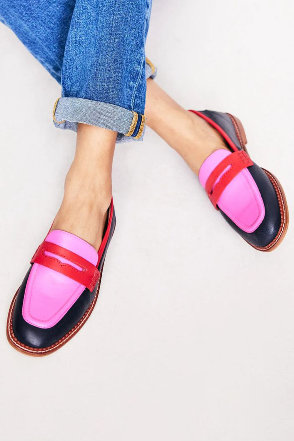 Lunessa | Black loafers with coloured accents