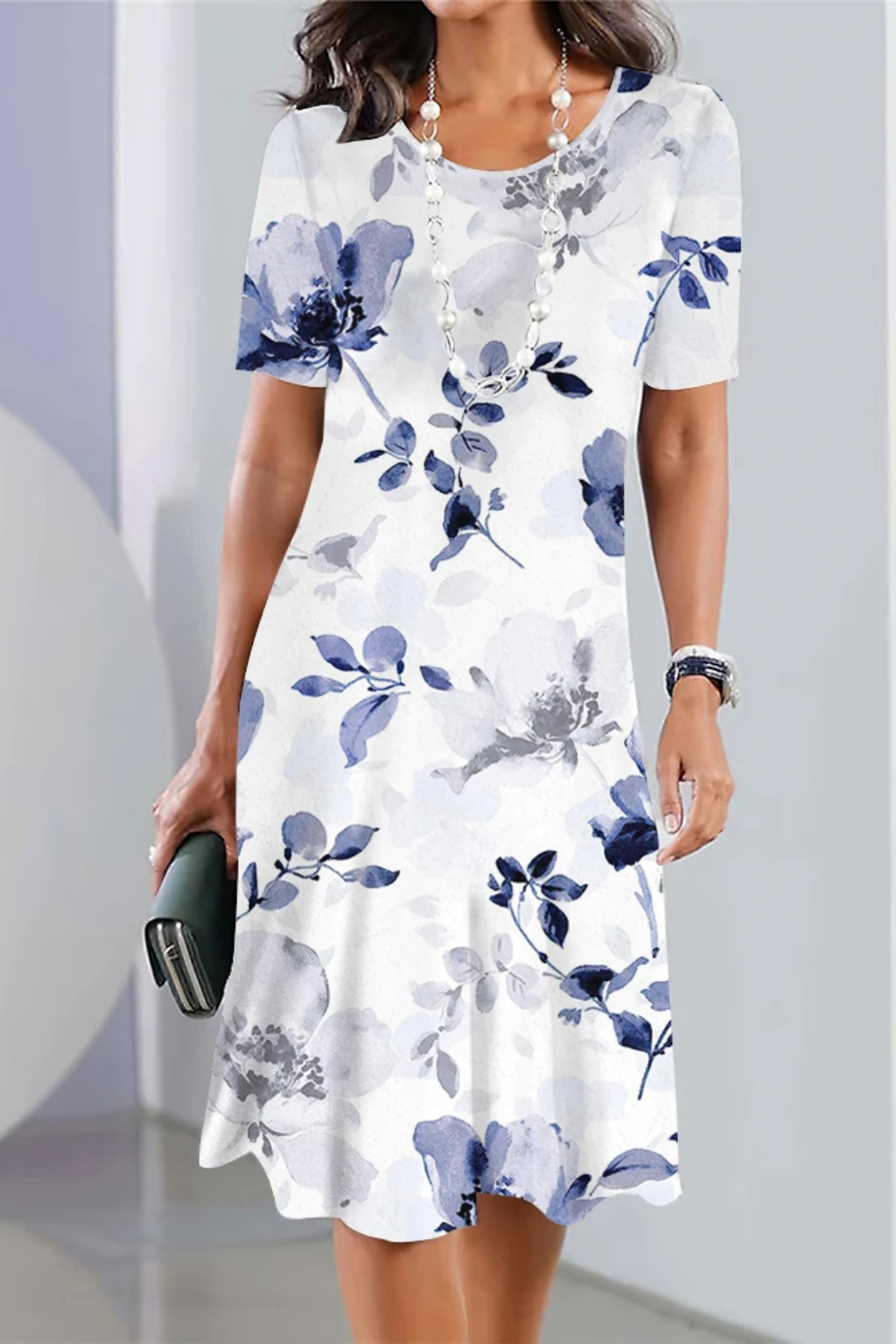 Mary - Comfortable Midi Dress with Vibrant Floral Print