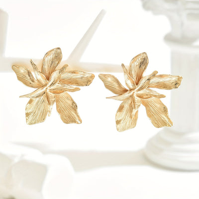 Lana | Golden Floral Drop Earrings