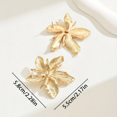Lana | Golden Floral Drop Earrings