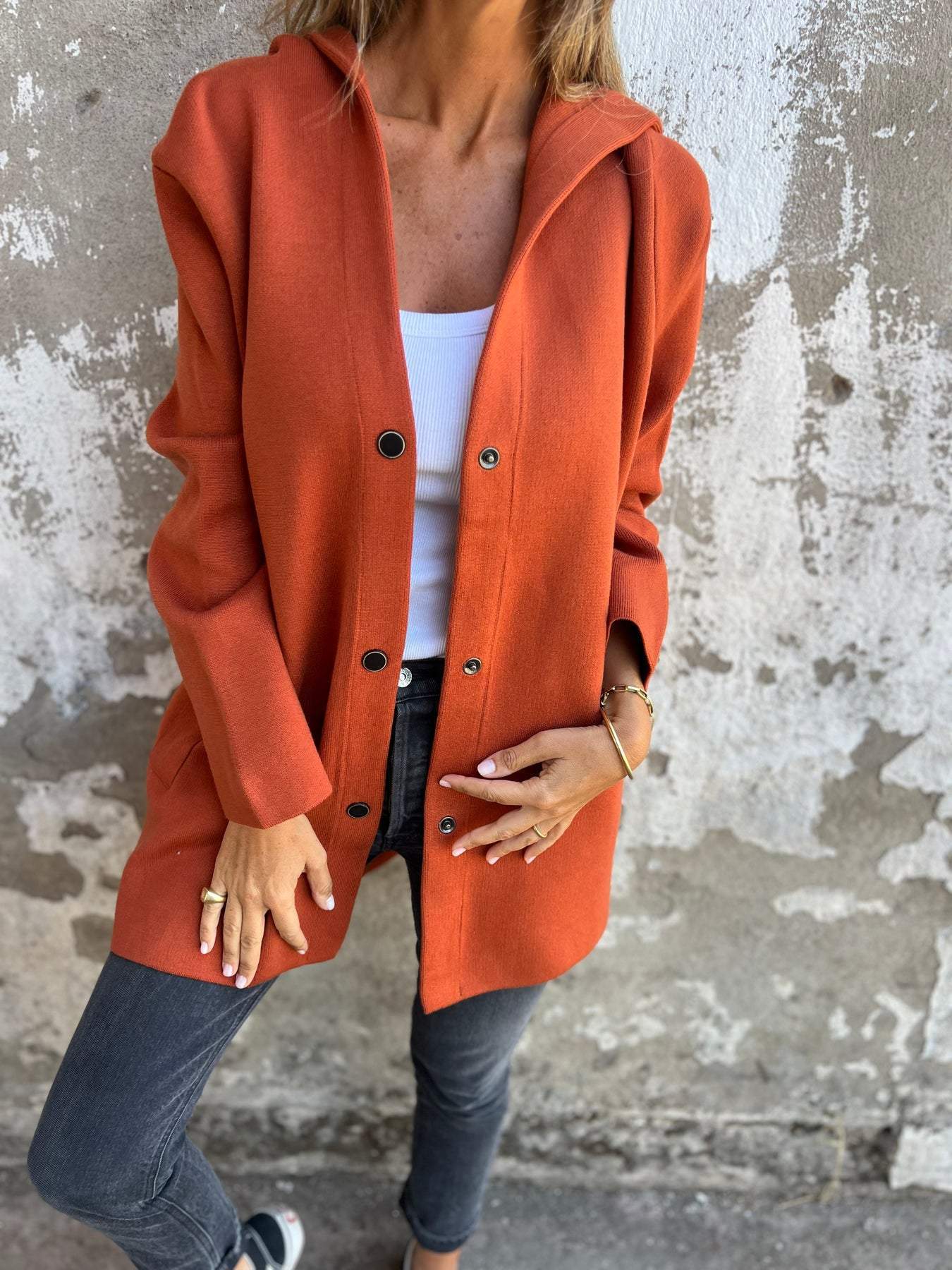 Amber – Warm & Cozy Hooded Coat