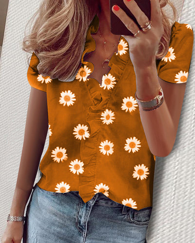 Lottie – Floral Ruffled V-Neck Short Sleeve Blouse