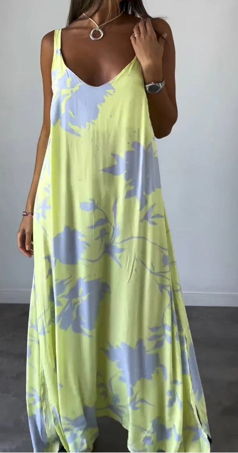 Kyra – Flowing Floral Maxi Dress