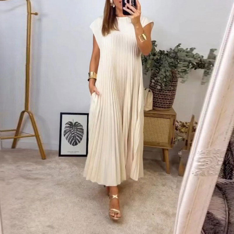 Maren – Pleated Sleeveless Maxi Dress