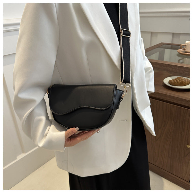 Everett – Sleek Crossbody Bag