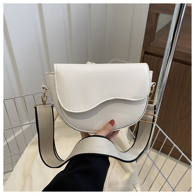 Everett – Sleek Crossbody Bag