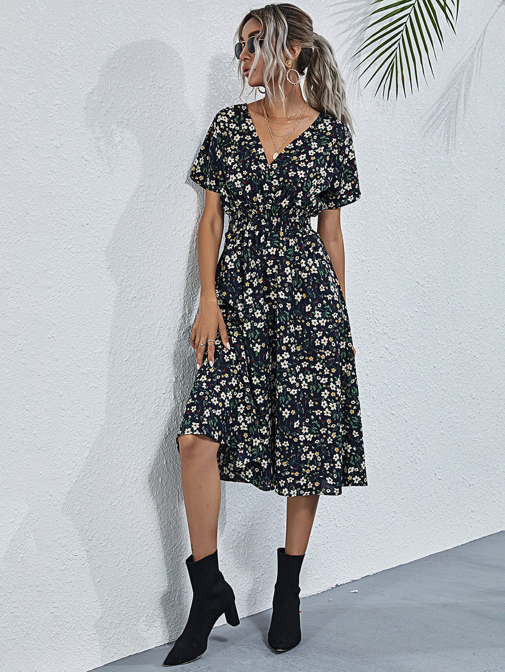 Mayumi – Printed V-Neck Midi Dress