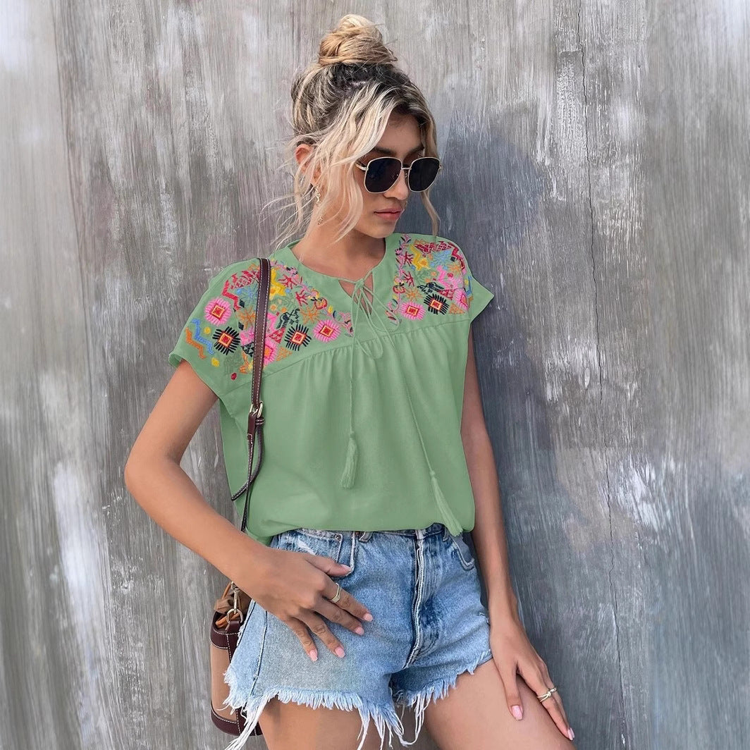 Gweneth – Embroidered Boho Blouse