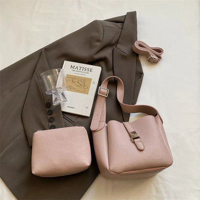 Iris™ – Modern bucket bag with a leather look