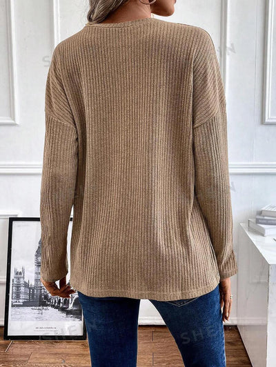 Amelia - Ladies’ Buttoned V-Neck Knit Top