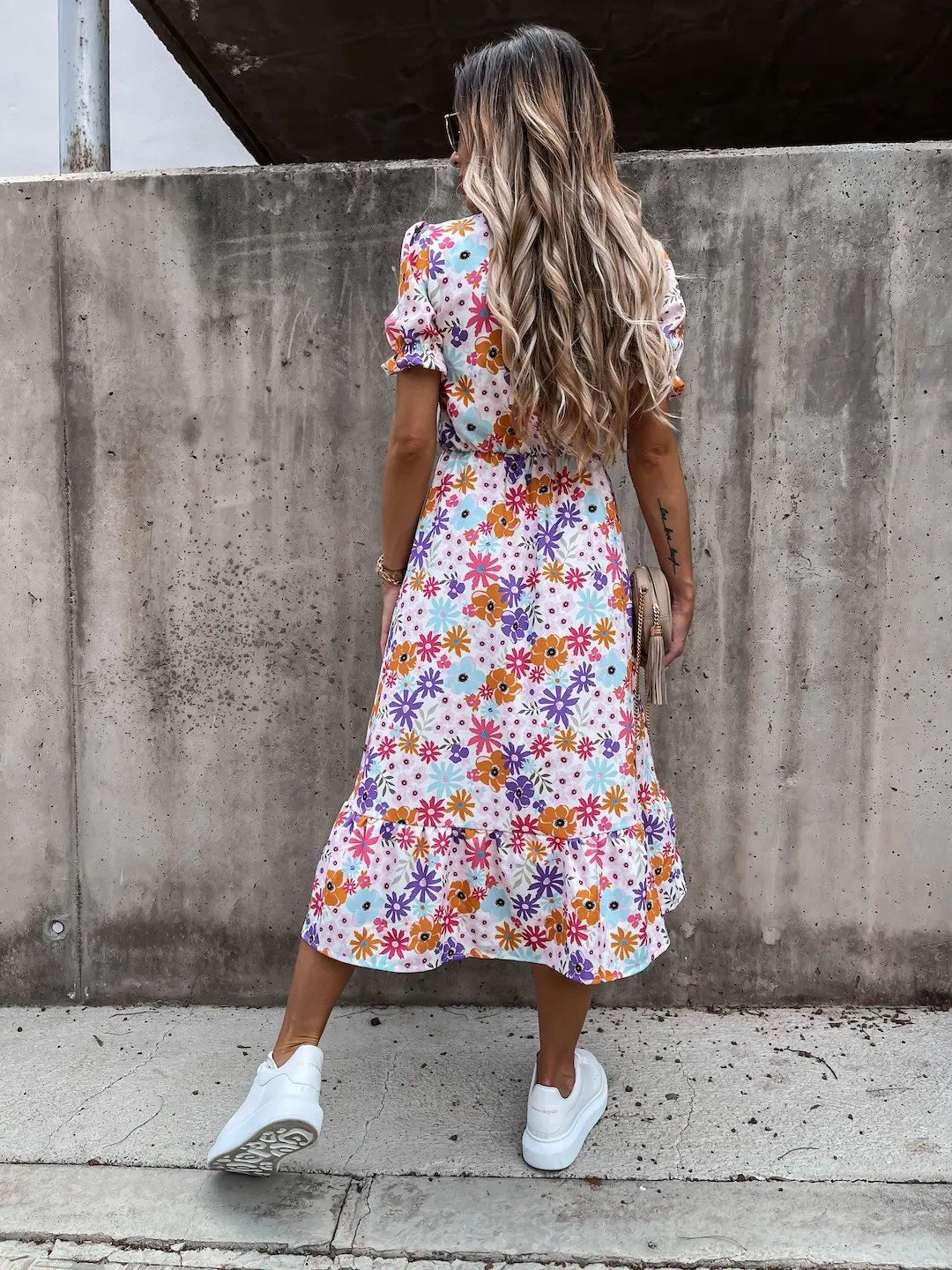 Maelis – Floral Buttoned Midi Dress