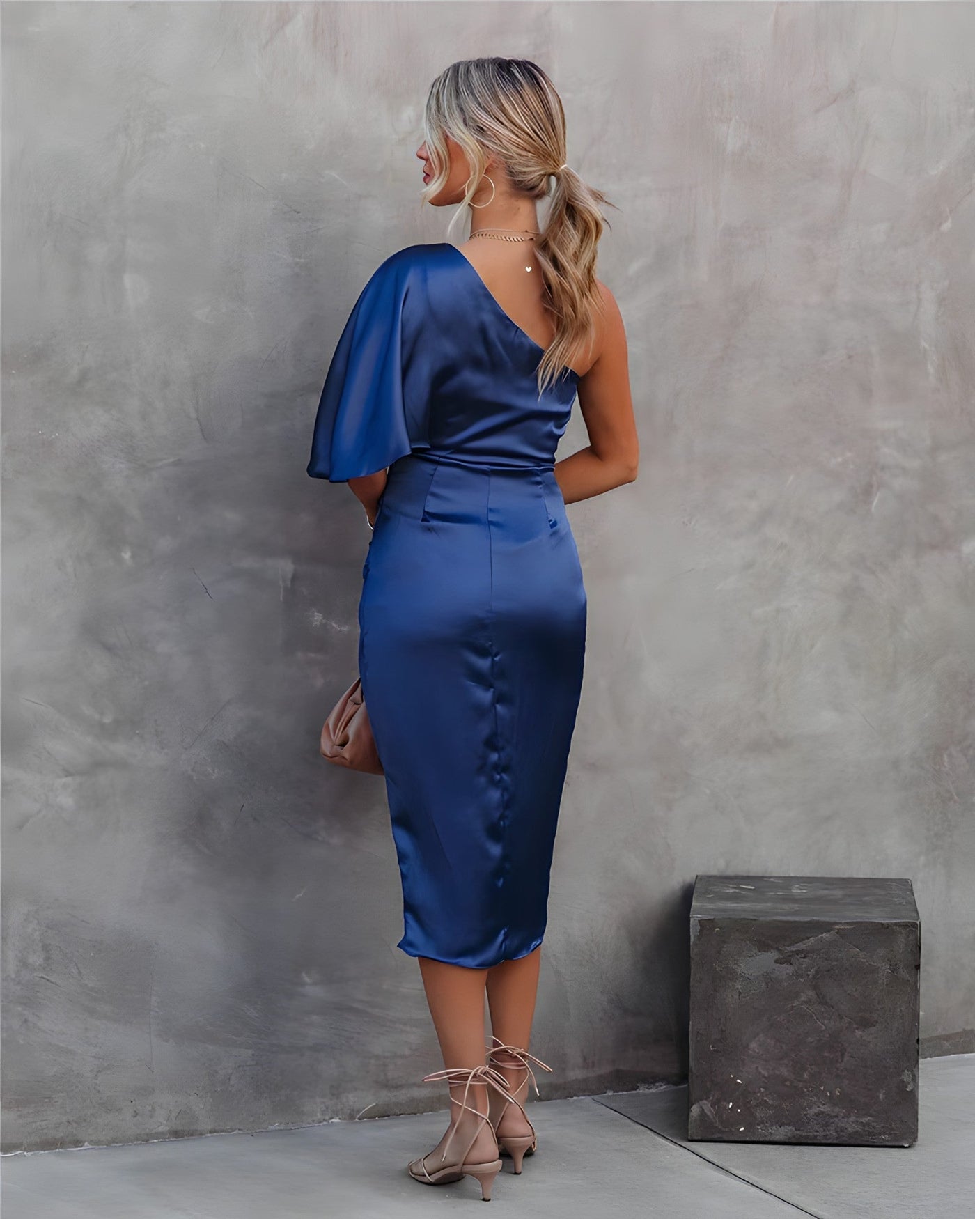 Lana | Luxurious Silk Dress – Timeless Elegance