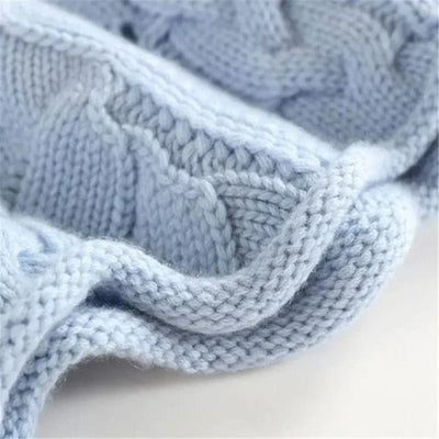 Jennan - Comfortable Cable Knit Turtleneck Jumper