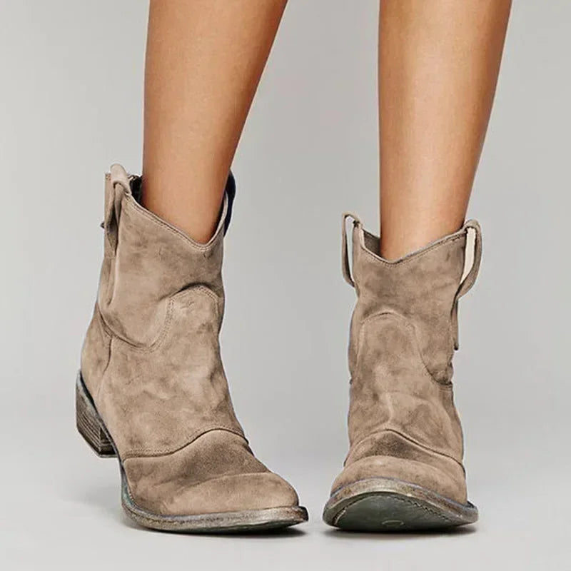 Maxinne – Cowboy Ankle Boots