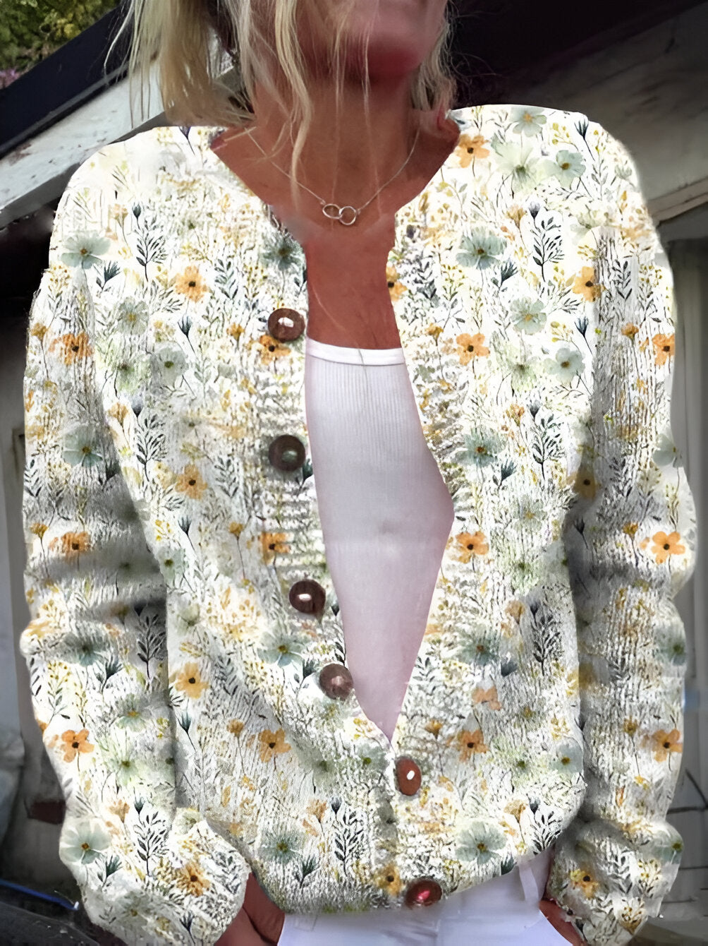 Layla – Floral Embroidered Cardigan
