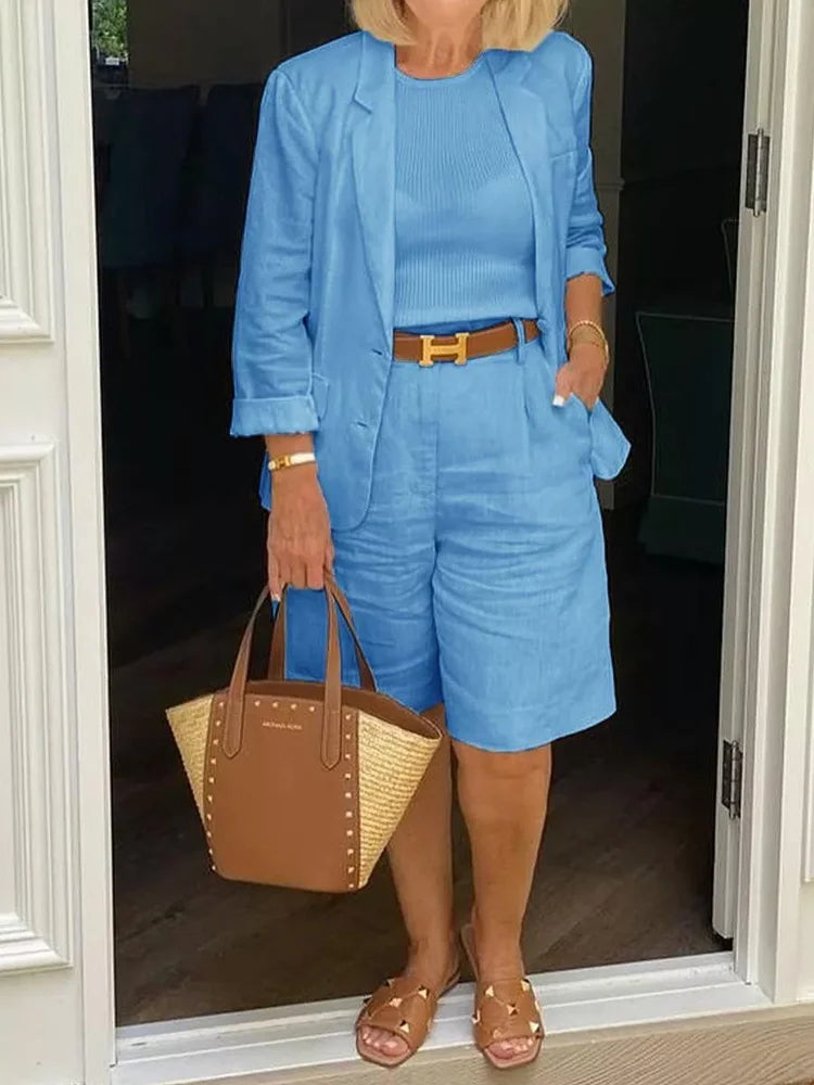Blazer and shorts – a two-piece casual set