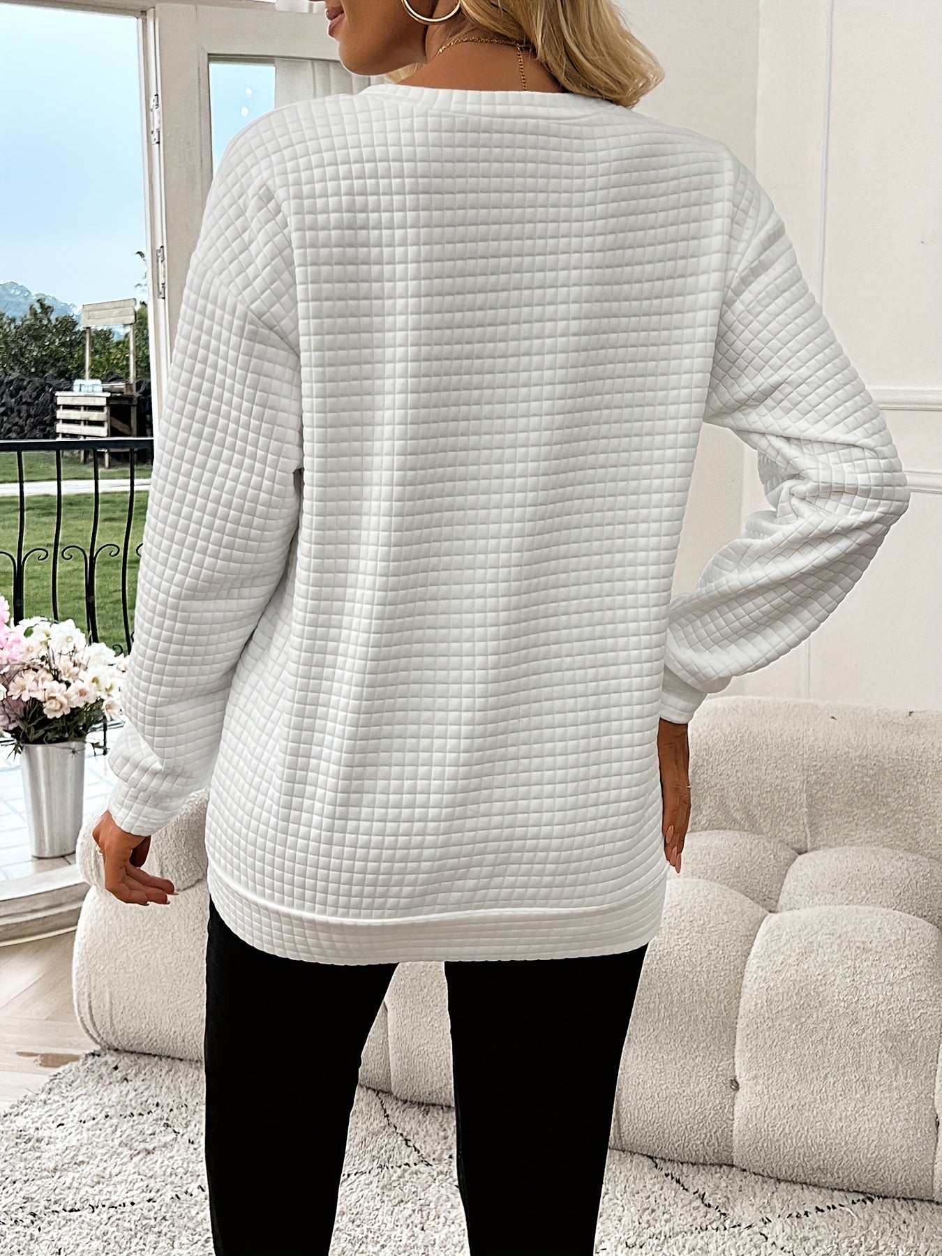 Lydia – Women’s Textured Zip-Up Jumper