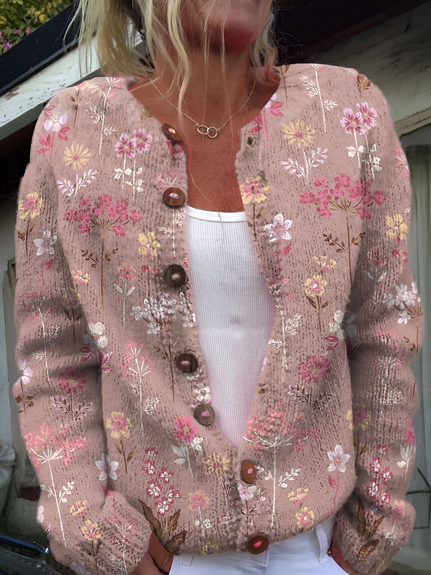 Layla – Floral Embroidered Cardigan
