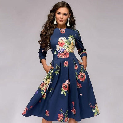Moira – Elegant Midi Dress with Floral Design