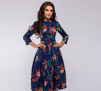 Moira – Elegant Midi Dress with Floral Design