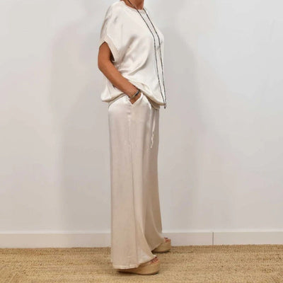 Carly – Relaxed Satin Lounge Set