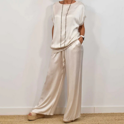 Carly – Relaxed Satin Lounge Set
