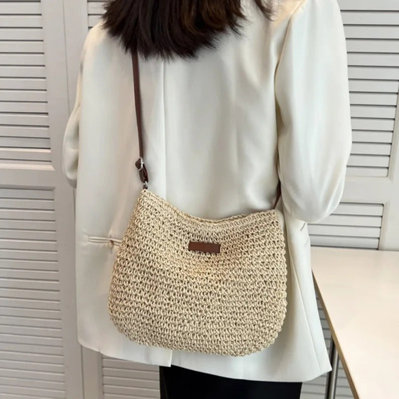 Straw shoulder bag
