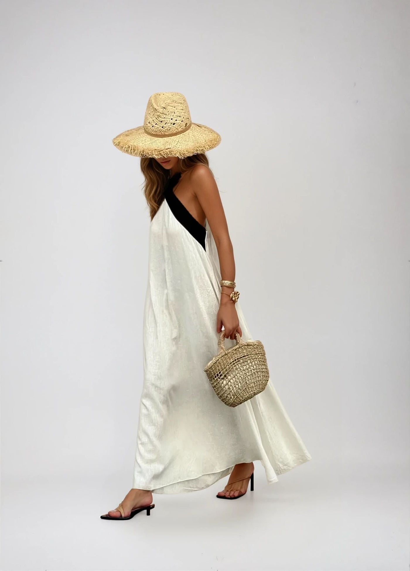 Nyra – Halter Maxi Dress